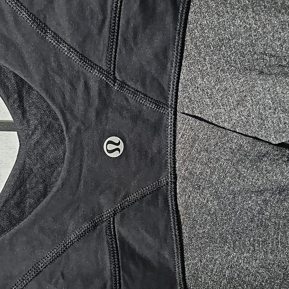 Lululemon Black Gray Athletic Tank Top Size 4 - Picture 4 of 7